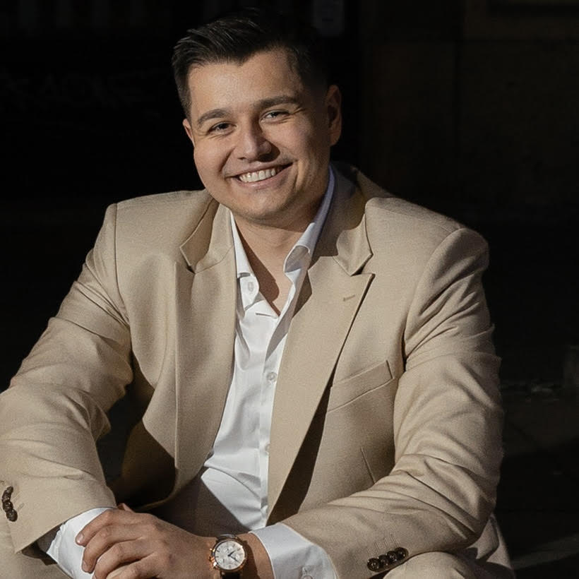 Mateusz Dąbrowski – założyciel UpWealth